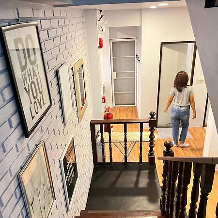Mini-Me Home, A Cozy Entire House In Old City เชียงใหม่ ภายนอก รูปภาพ