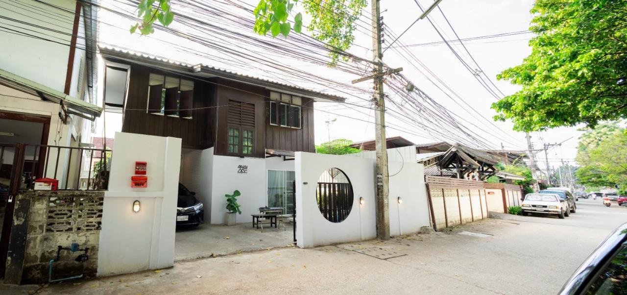 Mini-Me Home, A Cozy Entire House In Old City เชียงใหม่ ภายนอก รูปภาพ