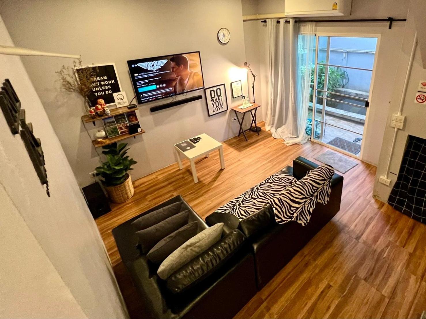 Mini-Me Home, A Cozy Entire House In Old City เชียงใหม่ ภายนอก รูปภาพ