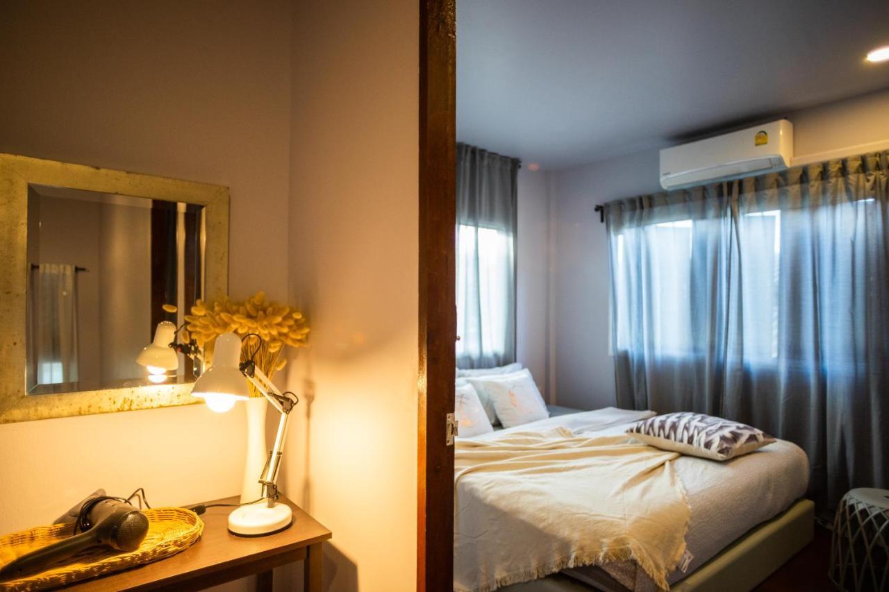 Mini-Me Home, A Cozy Entire House In Old City เชียงใหม่ ภายนอก รูปภาพ